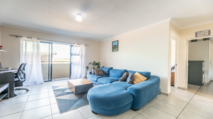 2 Bedroom Property for Sale in Parklands Western Cape